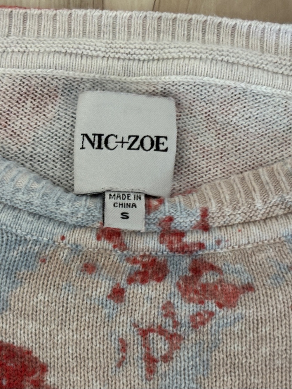 NIC+ZOE Floral Knit Top in Cream with Red & Light Blue